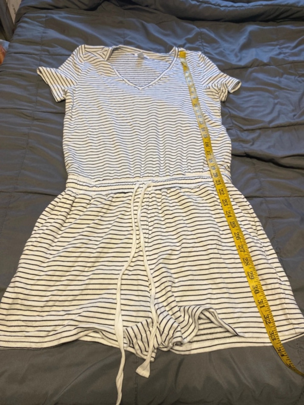 Daily ritual black/white Romper size small women’s